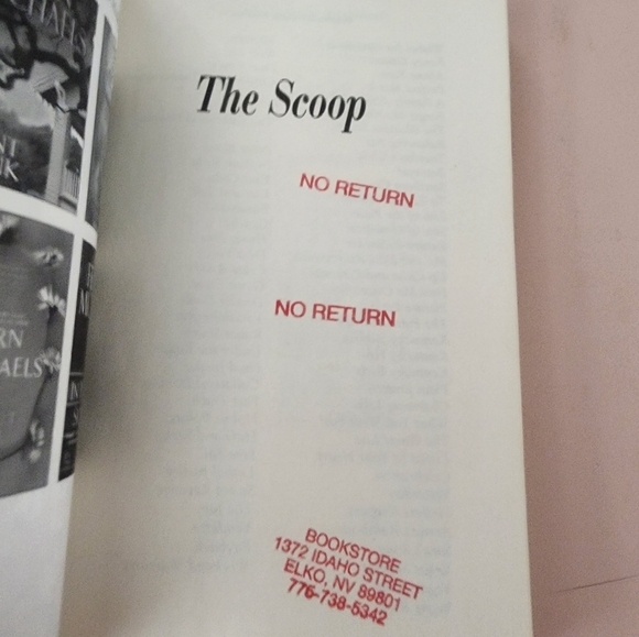 2 Fern Michaels Novels "The Scoop" and "Southern Comfort"-Paperback Books - Picture 6 of 9